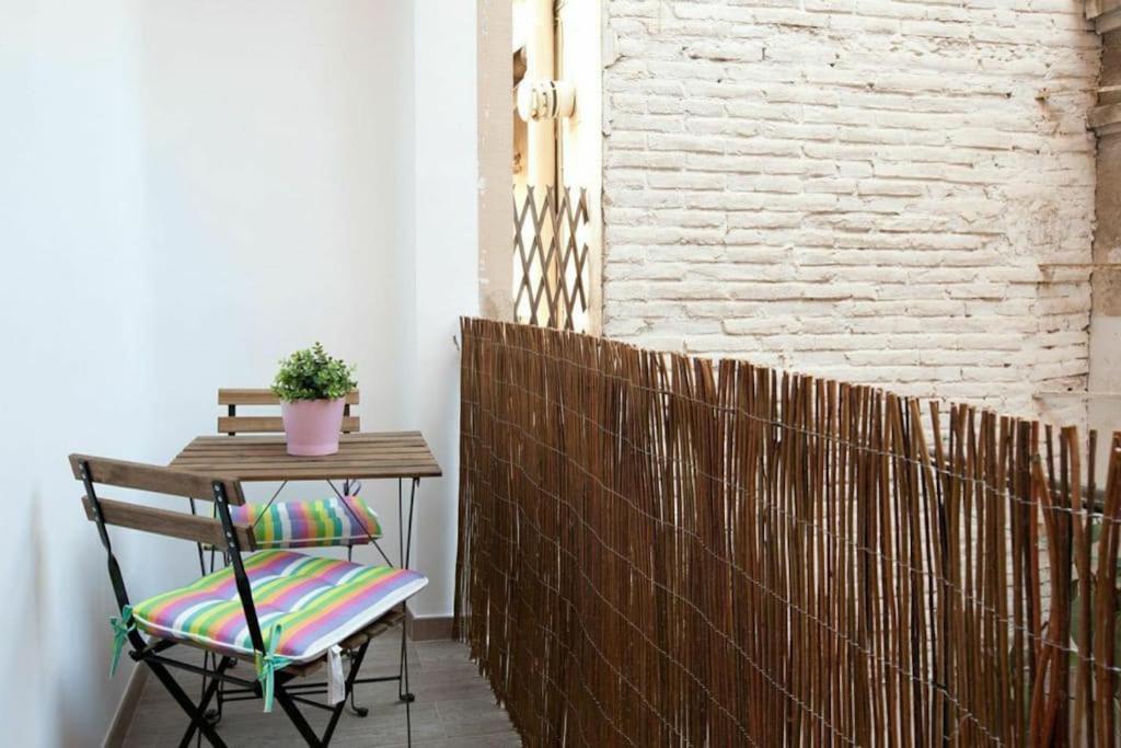 Bed&bcn Enamorats Appartement *